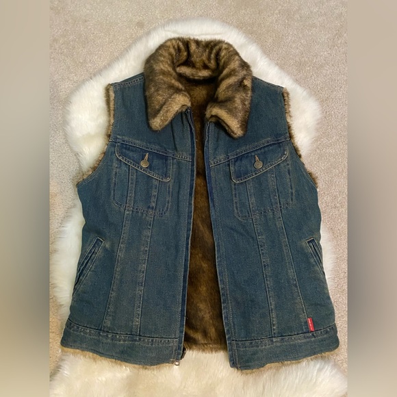 Denim Fur Vest Reversible - Picture 1 of 3